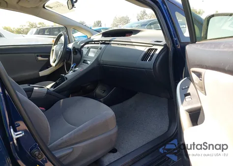 2015 Toyota Prius Three z USA, uszkodzony, nr VIN JTDKN3DU7F1967684